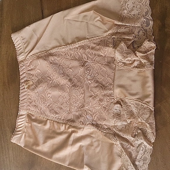 Rhonda shear ladies intimates underwear - Picture 2 of 7